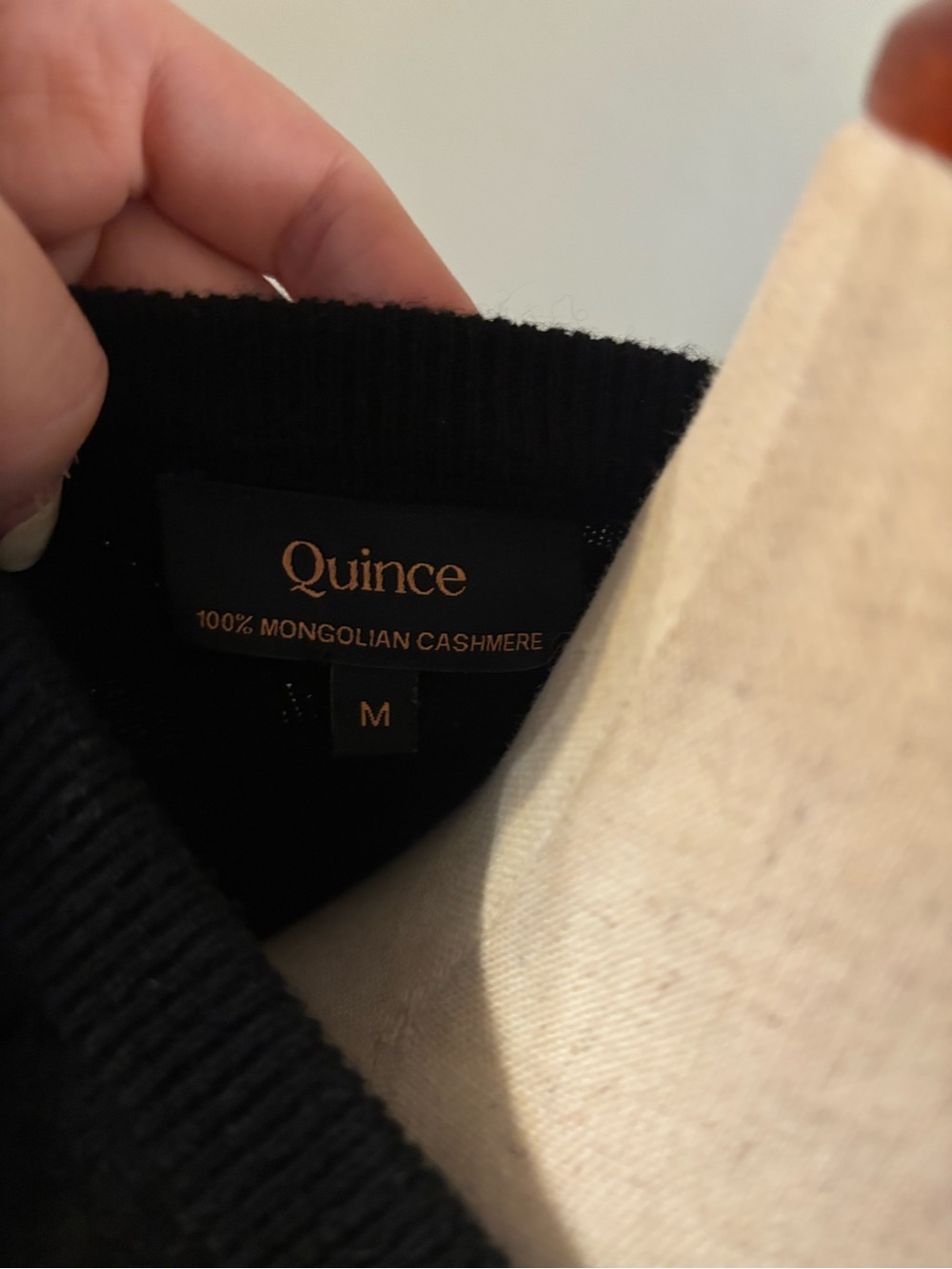 Quince Mongolian Cashmere Crewneck Sweater in Black, size large - Picture 6 of 6